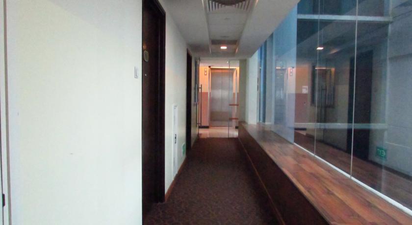 Hilton Garden Inn Singapore Serangoon Exterior photo